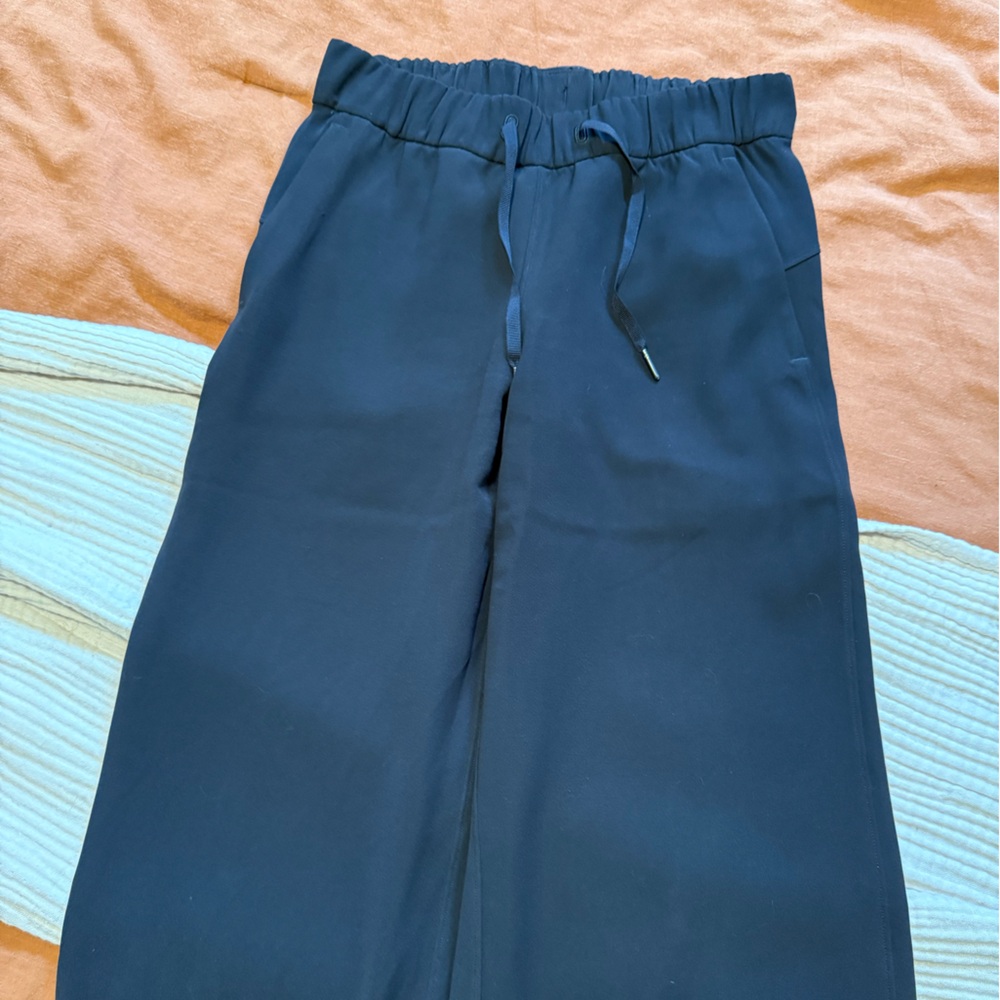 Lululemon On the Fly Wide Leg Pant in Black